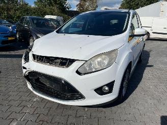 Vaurioauto  passenger cars Ford C-Max 1.0 Ti-VCT EcoBoost 12V 100 MPV  Benzine 998cc 74kW (101pk) FWD 2012-10/2019-06  M2DA 2014/3