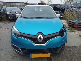 uszkodzony samochody osobowe Renault Captur  2014/1