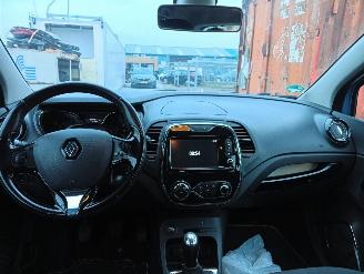 Renault Captur  picture 13