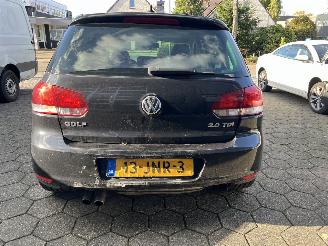 Volkswagen Golf 2.0 TDI Highline 103KW picture 4