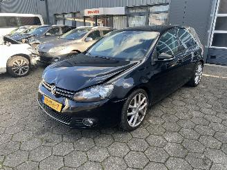 Coche accidentado Volkswagen Golf 2.0 TDI Highline 103KW 2009/7