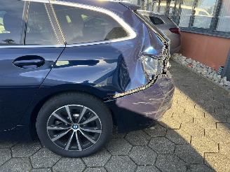 BMW 3-serie 320e Touring picture 12