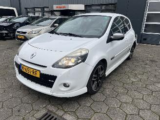 skadebil auto Renault Clio 1.6 Dynamique 2010/1