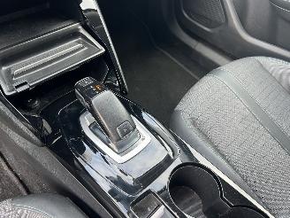 Peugeot 2008 1.2 PureTech Allure Automaat picture 14