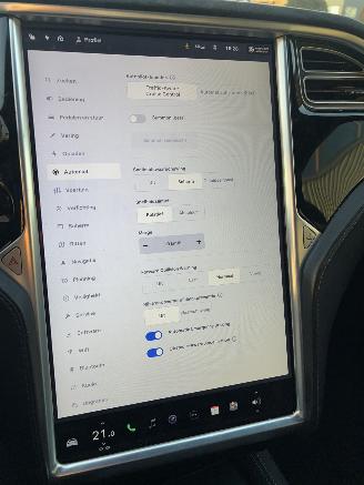 Tesla Model S 85D Base FREE SUPERCHARGE picture 15
