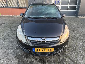 Opel Corsa 1.2 16V Enjoy picture 8