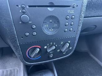 Opel Corsa -C picture 10