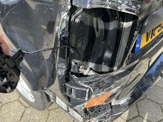 Volkswagen Transporter 2.0 TDI L2H1 DC Comfortline picture 26