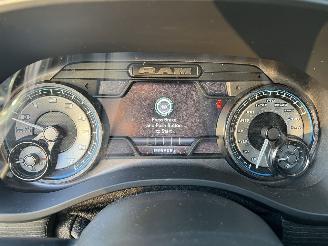 Dodge Ram 1500 Limited 5.7 V8 CC 4X4 picture 14