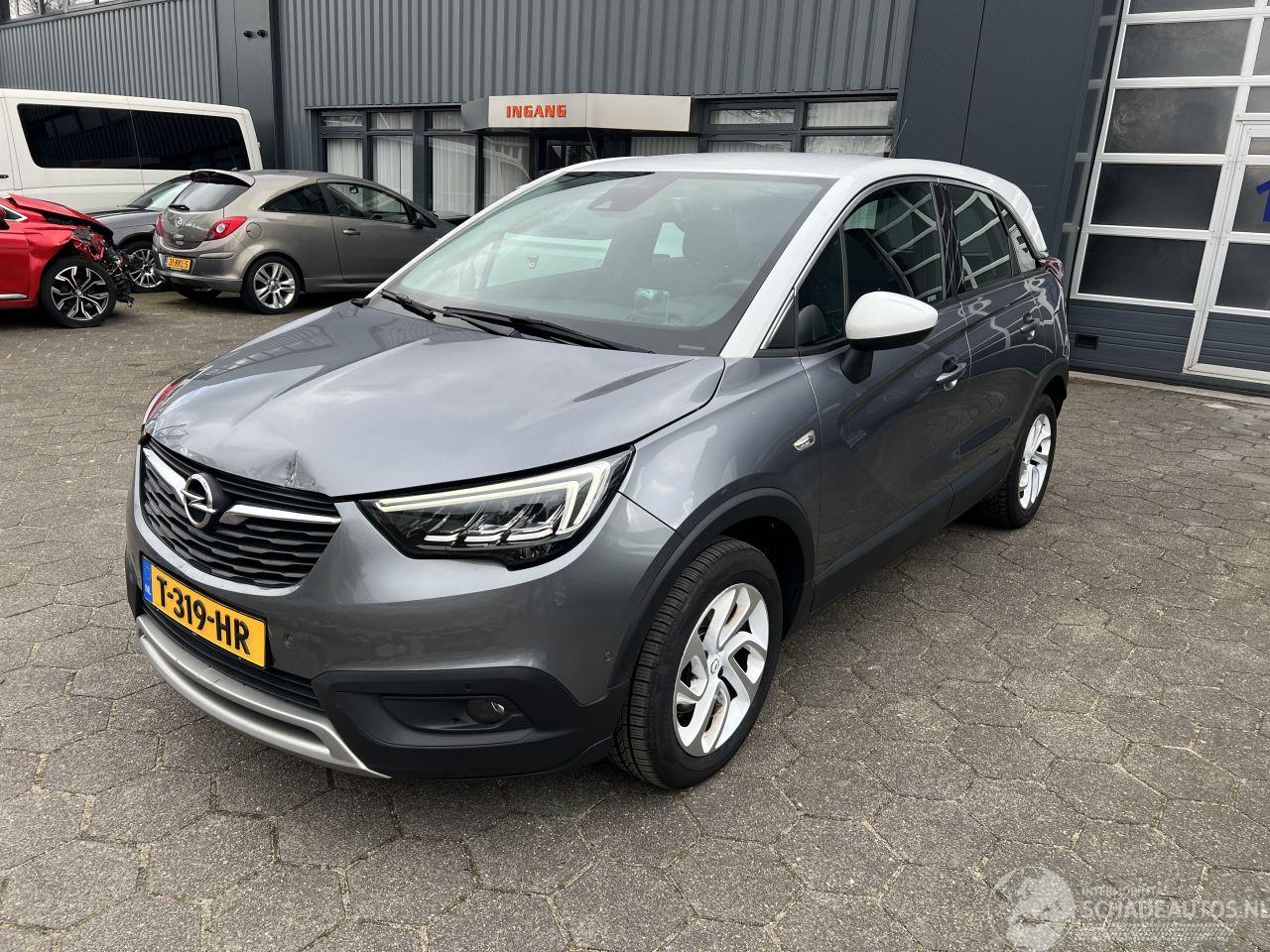 Opel Crossland X 1.2 Turbo Innovation