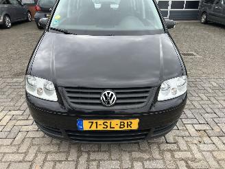 Volkswagen Touran 1.6 16V FSI Business picture 10