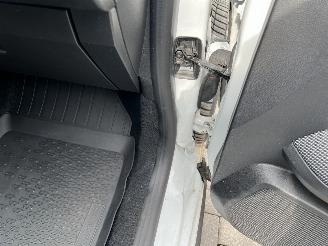 Dacia Sandero 1.0 TCE COMFORT picture 28