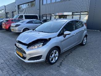 skadebil auto Ford Fiesta 1.0 Style 2015/2