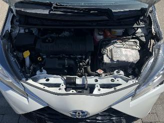 Toyota Yaris 1.5 Hybrid Y20 Gold Edition picture 11