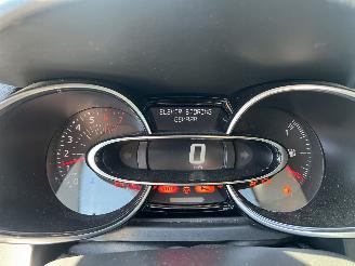 Renault Clio 0.9 TCe Limited picture 15