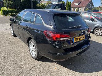 Opel Astra SPORTS TOURER 1.0 Online Edition picture 3