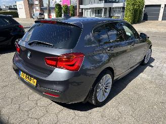 BMW 1-serie 118i Executive picture 3