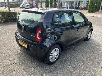 Volkswagen Up! 1.0 take up! BlueMotion picture 3