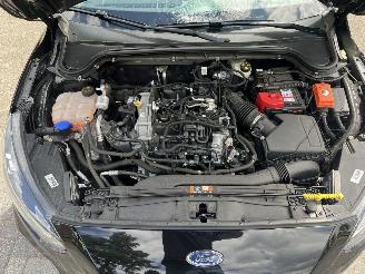 Ford Focus 1.0 EcoBoost Titanium X Business picture 29