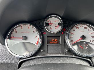 Peugeot 207 1.6 VTi XS Pack picture 11
