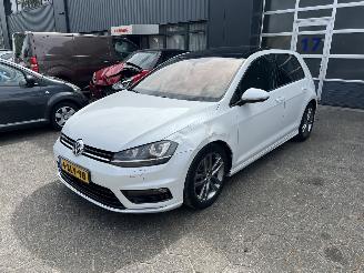 Auto incidentate Volkswagen Golf 7 1.4 TSI R-Line 2014 2014/9