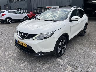 damaged passenger cars Nissan Qashqai 1.2 N-CONNECTA 2017/3