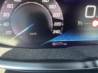 Peugeot 3008 1.2 PureTech Active Pack Business picture 16