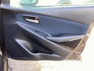 Mazda 2 2 (DJ/DL), Hatchback, 2014 1.5 SkyActiv-G 90 picture 26