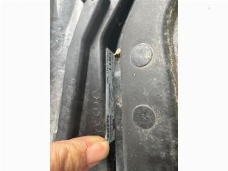 Volvo V-40 V40 (MV), Hatchback 5-drs, 2012 / 2019 1.5 T3 16V Geartronic picture 30