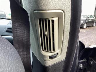 Volvo V-70 V70 (SW), Combi, 1999 / 2008 2.4 20V 170 picture 28