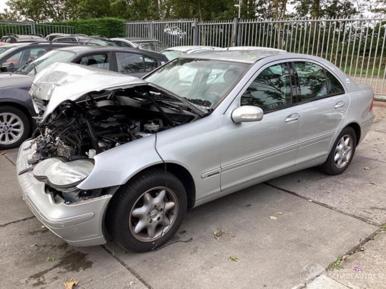 Mercedes C-klasse C (W203), Sedan, 2000 / 2007 2.0 C-180 16V