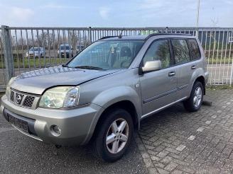 Coche siniestrado Nissan X-Trail X-Trail (T30), SUV, 2001 / 2013 2.0 16V 4x2 2006/2