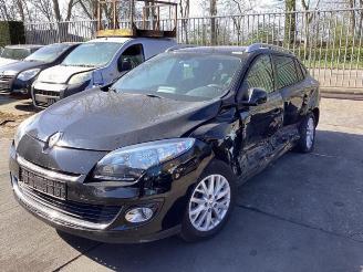 demontáž osobní automobily Renault Mégane Megane III Grandtour (KZ), Combi 5-drs, 2008 / 2016 1.5 dCi 110 2013/7