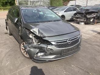 Coche siniestrado Opel Astra Astra K Sports Tourer, Combi, 2015 / 2022 1.0 Turbo 12V 2017/8