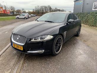 Damaged car Jaguar XF 2.2 D 16V Sedan 4Dr Diesel 2.179cc 140kW (190pk) RWD 2011-05/2015-04  224DT; DW12C 2012/2
