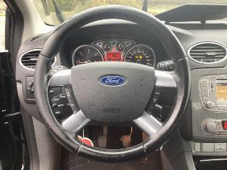 Ford Focus 1.6 TDCi 16V 100 Hatchback  Diesel 1.560cc 74kW (101pk) FWD 2007-11/2007-12  G8DC picture 12