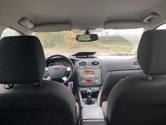 Ford Focus 1.6 TDCi 16V 100 Hatchback  Diesel 1.560cc 74kW (101pk) FWD 2007-11/2007-12  G8DC picture 15