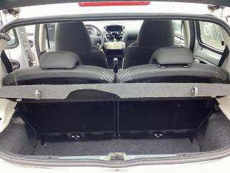 Peugeot 107 107, Hatchback, 2005 / 2014 1.0 12V picture 21