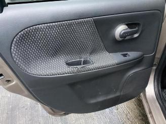 Nissan Note Note (E11), MPV, 2006 / 2013 1.4 16V picture 23