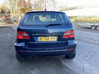 Mercedes B-klasse 2.0 B-200 16V Hatchback  Benzine 2.034cc 100kW (136pk) FWD 2005-03/2011-11 (245.233) M266960 picture 5