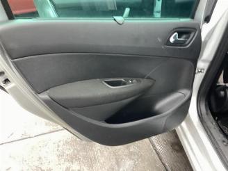 Peugeot 308 308 SW (4E/H), Combi 5-drs, 2007 / 2014 1.6 16V THP 155 picture 23