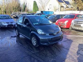 Toyota Aygo Aygo (B10), Hatchback, 2005 / 2014 1.0 12V VVT-i picture 2