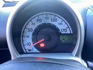 Toyota Aygo Aygo (B10), Hatchback, 2005 / 2014 1.0 12V VVT-i picture 12