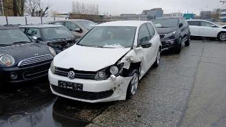 Salvage car Volkswagen Golf Golf VI (5K1), Hatchback, 2008 / 2013 1.4 16V 2012/5