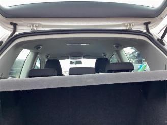 Volkswagen Golf Golf VI (5K1), Hatchback, 2008 / 2013 1.4 16V picture 12