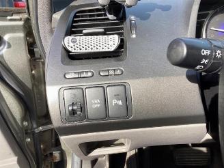 Honda Civic Civic (FA/FD), Sedan, 2005 / 2012 1.3 Hybrid picture 19