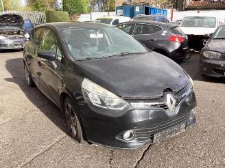 Coche siniestrado Renault Clio Clio IV (5R), Hatchback 5-drs, 2012 / 2021 1.5 Energy dCi 90 FAP 2014/5