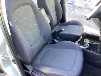 Hyundai I-20 i20, Hatchback, 2008 / 2015 1.4i 16V picture 29