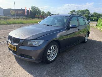 BMW 3-serie 320i 16V Combi/o  Benzine 1.995cc 110kW (150pk) RWD 2005-09/2012-06 (VR71; VR72) N46B20B picture 7