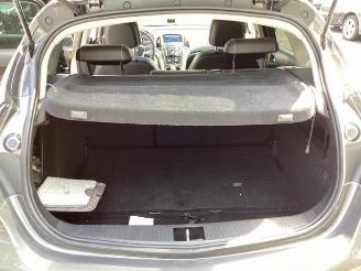 Opel Astra Astra J (PC6/PD6/PE6/PF6), Hatchback 5-drs, 2009 / 2015 1.4 Turbo 16V picture 27